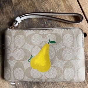 Coach pear wallet/wristlet